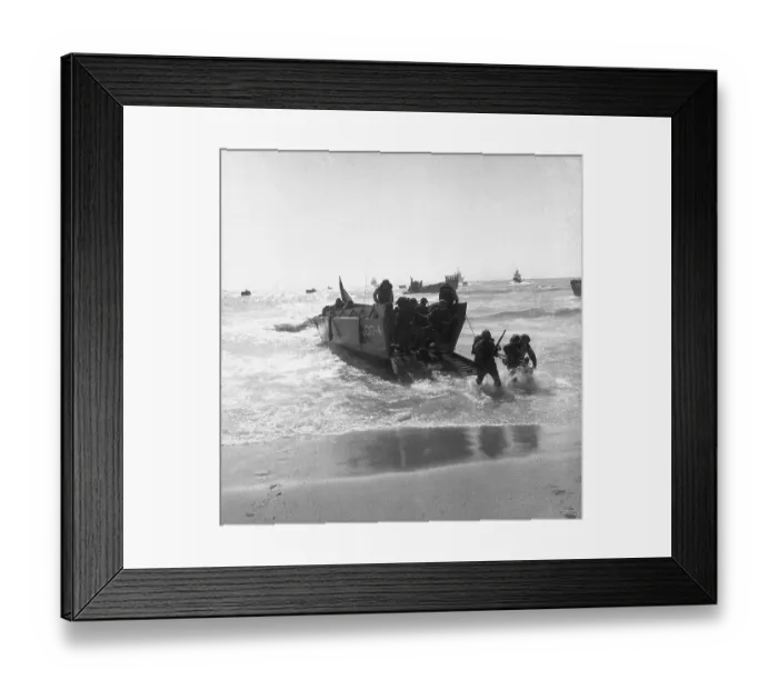 Framed Print : U.S. Troops Arrive on Beach