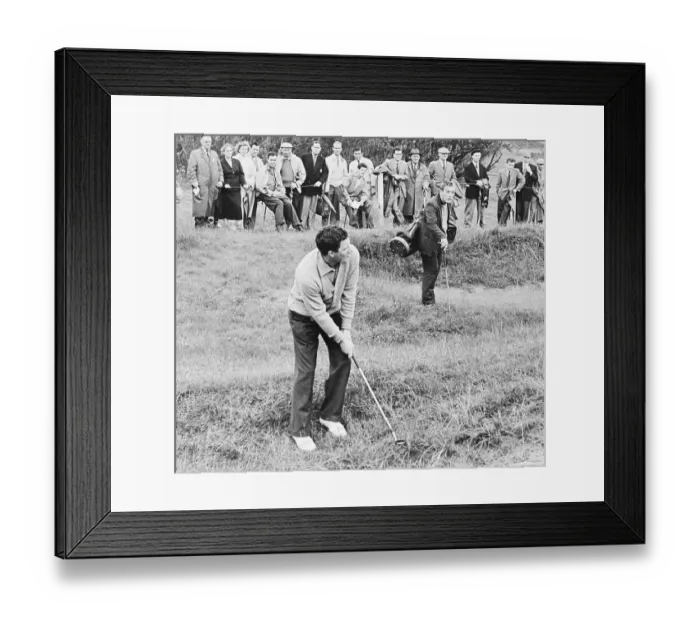 Framed Print : Peter Thompson Chips from Bunker Edge