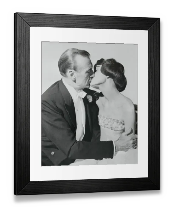 Framed Print : Gary Cooper Kissing Audrey Hepburn in Love in the Afternoon Framed Print : Gary Cooper Kissing Audrey Hepburn in Love in the Afternoon