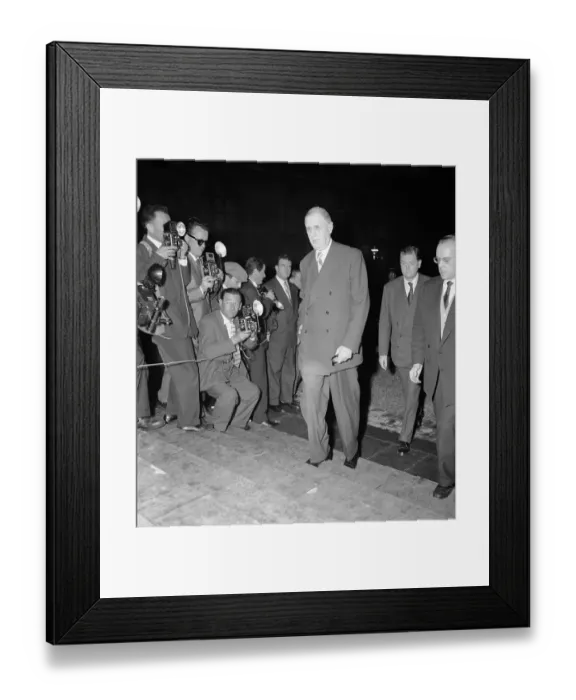 Framed Print : Charles de Gaulle Walking Past Photographers Framed Print : Charles de Gaulle Walking Past Photographers