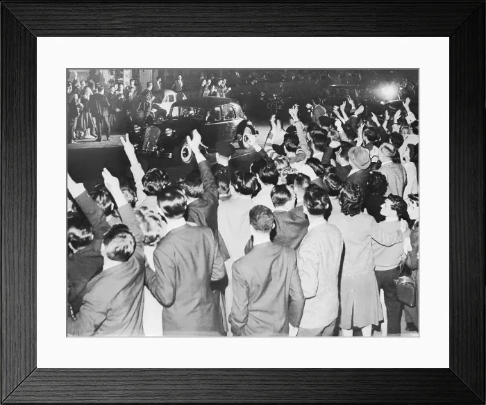 Framed Print : De Gaulle set to take over Framed Print : De Gaulle set to take over