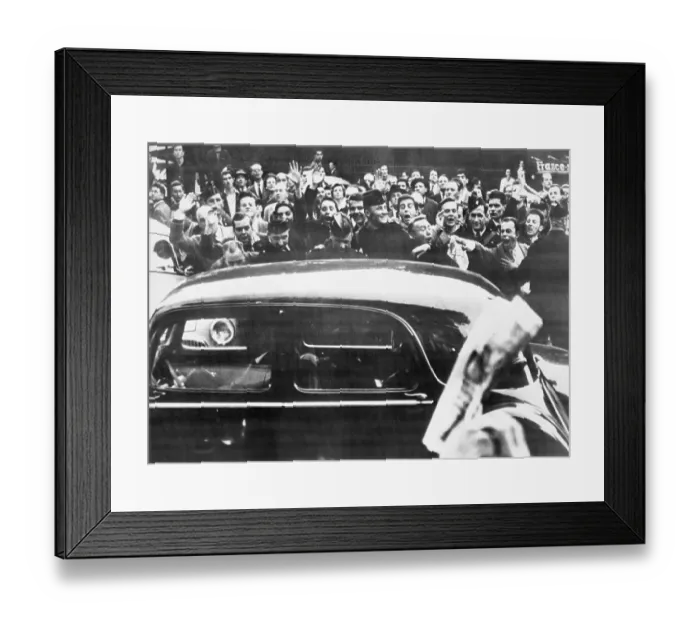 Framed Print : De Gaulle heads home Framed Print : De Gaulle heads home