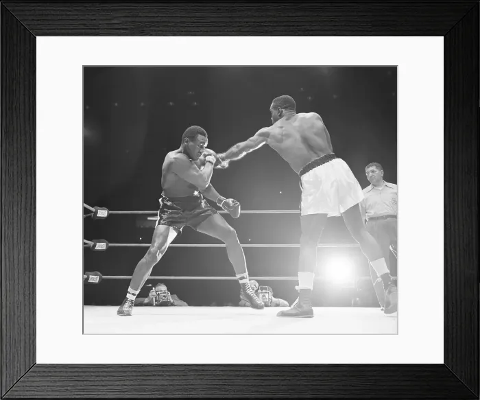 Framed Print : Sonny Liston Landing Left on Julio Mederos Framed Print : Sonny Liston Landing Left on Julio Mederos