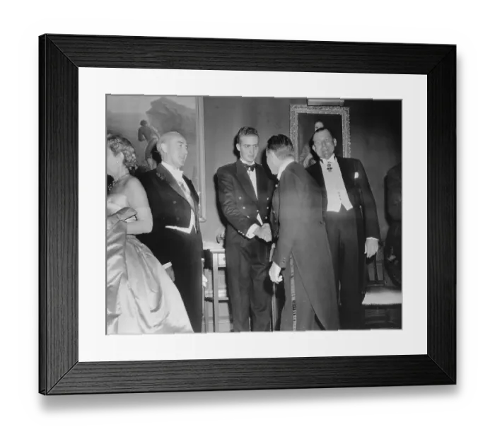 Framed Print : Spanish Leaders Attending Institute Dinner Framed Print : Spanish Leaders Attending Institute Dinner