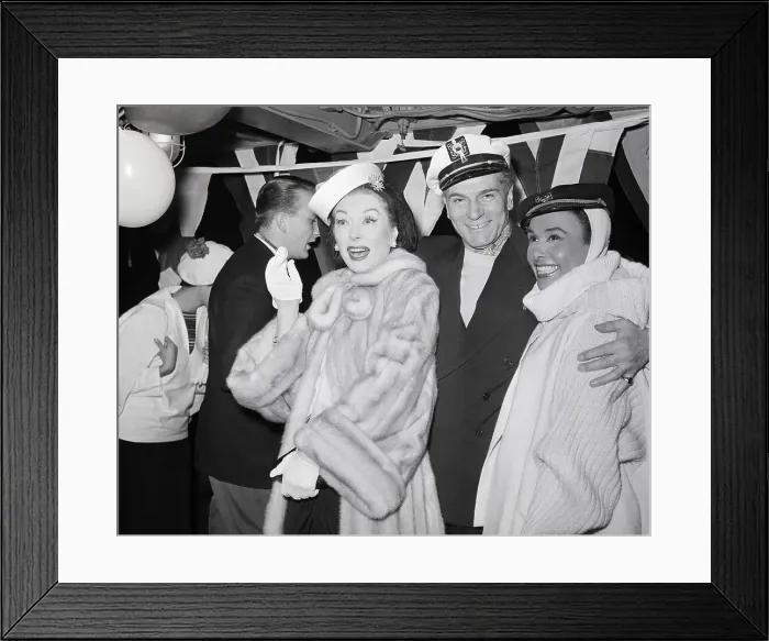 Framed Print : Laurence Olivier With Friends On Yacht