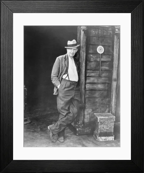 Framed Print : Actor Alfred Lunt in The Visit on Broadway Framed Print : Actor Alfred Lunt in The Visit on Broadway