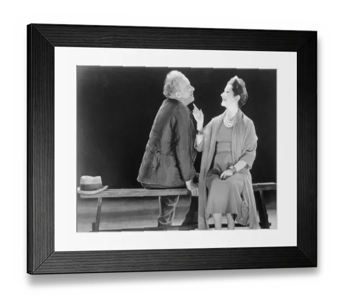 Framed Print : Actors Alfred Lunt and Lynn Fontaine in The Visit Framed Print : Actors Alfred Lunt and Lynn Fontaine in The Visit