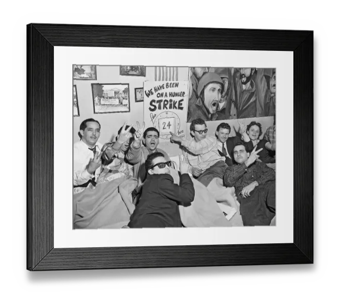 Framed Print : Hunger Strikers Give Peace Sign Framed Print : Hunger Strikers Give Peace Sign