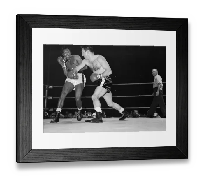Framed Print : Sugar Ray Robinson Recoils from Carmen Basilio Punch Framed Print : Sugar Ray Robinson Recoils from Carmen Basilio Punch
