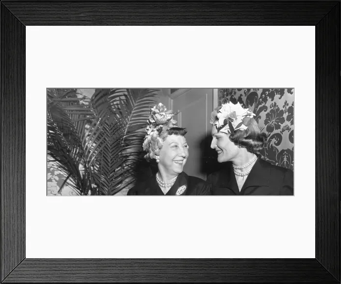 Framed Print : Mamie Eisenhower and Pat Nixon