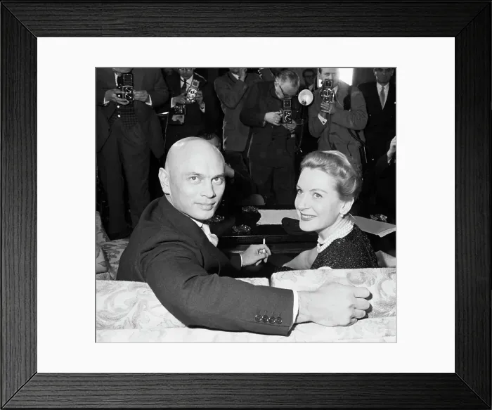 Framed Print : Yul Brynner and Deborah Kerr Smiling Framed Print : Yul Brynner and Deborah Kerr Smiling