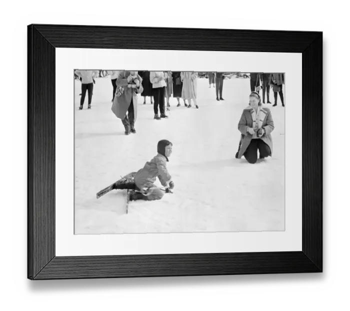 Framed Print : Ingrid Bergman with Daughter Framed Print : Ingrid Bergman with Daughter