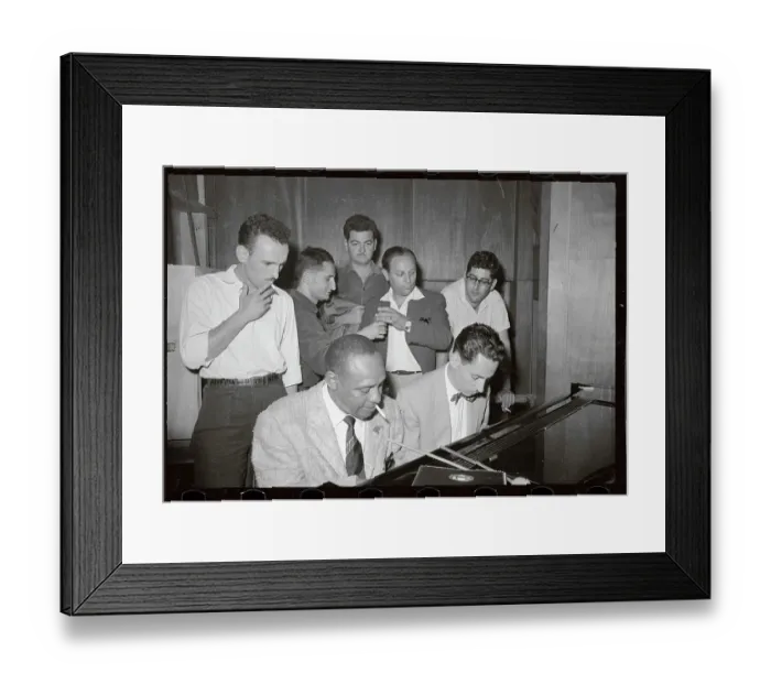 Framed Print : Onlookers at Piano with Lionel Hampton Framed Print : Onlookers at Piano with Lionel Hampton