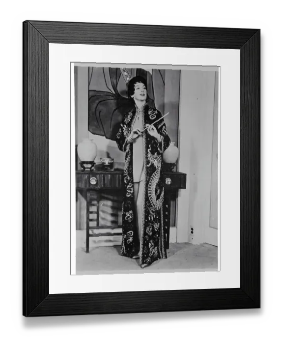 Framed Print : Actress Rosalind Russell in Auntie Mame Framed Print : Actress Rosalind Russell in Auntie Mame