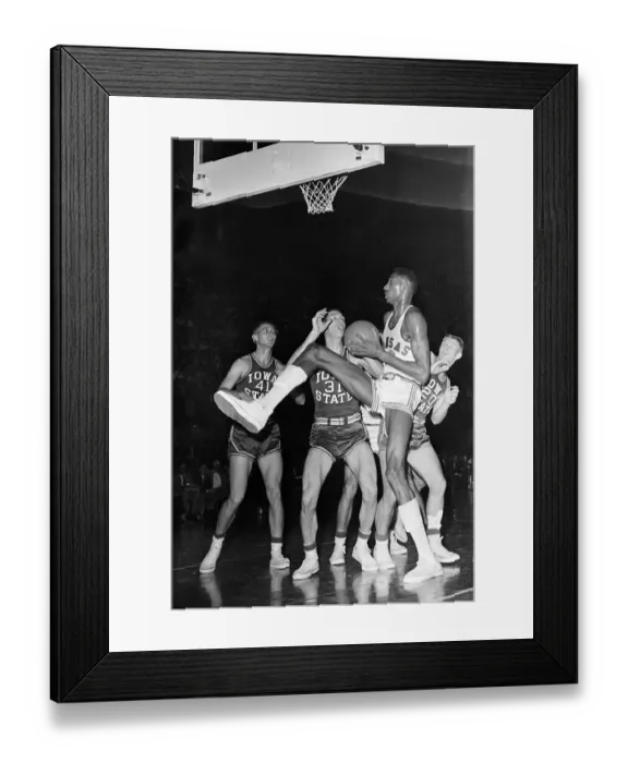 Framed Print : Wilt Chamberlain Raising Leg Under Basket Framed Print : Wilt Chamberlain Raising Leg Under Basket
