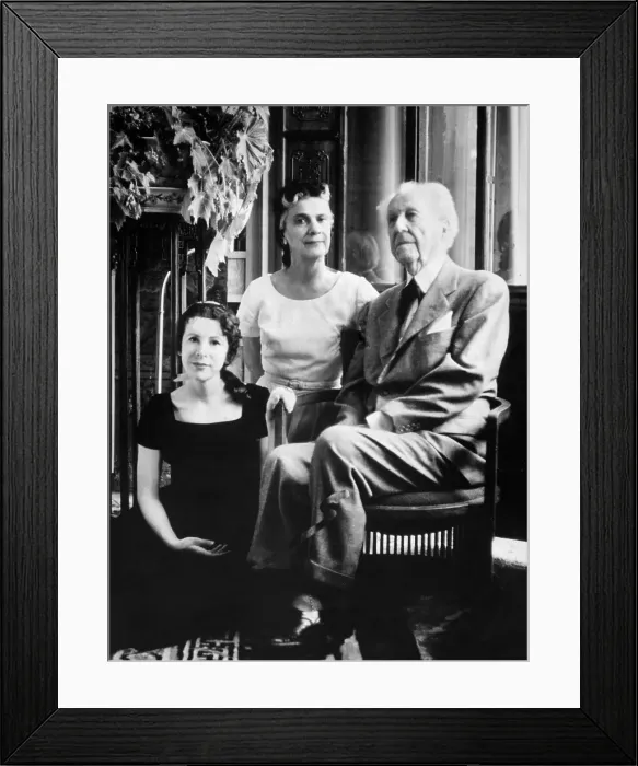 Framed Print : Frank Lloyd Wright and Family Framed Print : Frank Lloyd Wright and Family