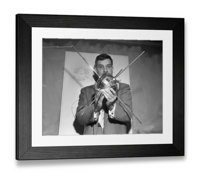 Framed Print : Roger Easton Framed Print : Roger Easton