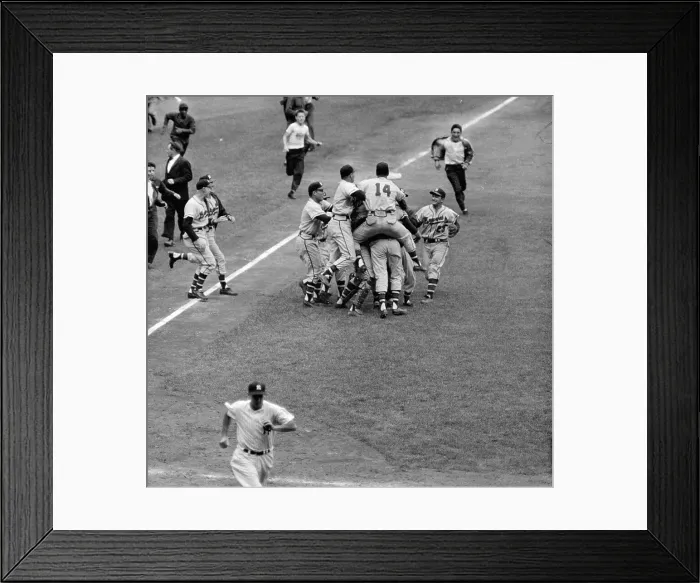Framed Print : Milwaukee Braves Win World Series 1957 Framed Print : Milwaukee Braves Win World Series 1957