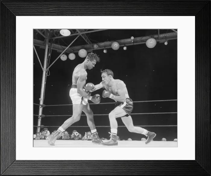 Framed Print : Sugar Ray Robinson and Carmen Basilio Framed Print : Sugar Ray Robinson and Carmen Basilio