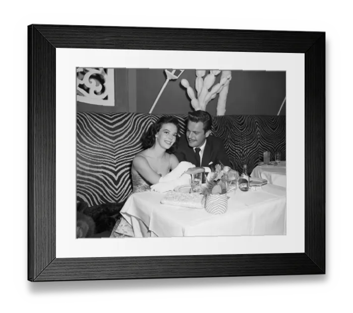 Framed Print : Natalie Wood and Robert Wagner Framed Print : Natalie Wood and Robert Wagner