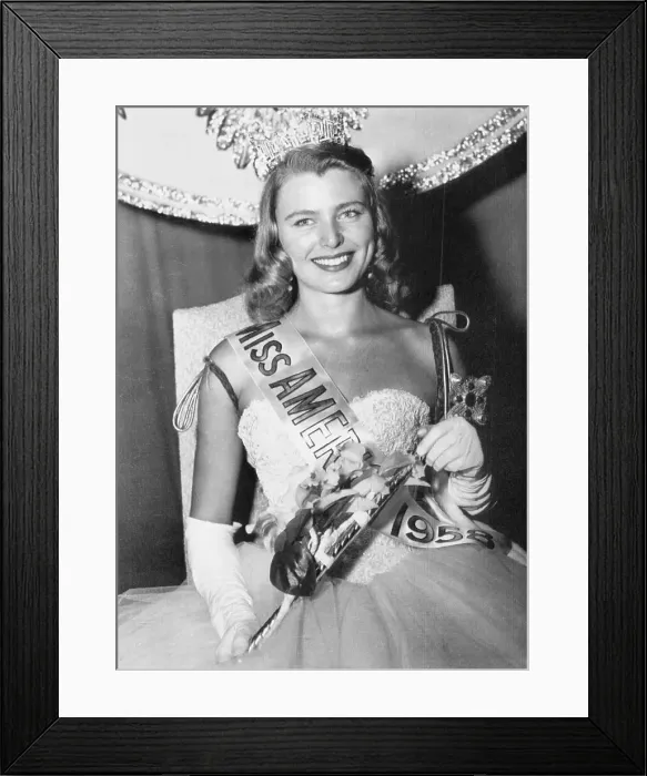 Framed Print : Miss America 1958 In Crown Framed Print : Miss America 1958 In Crown