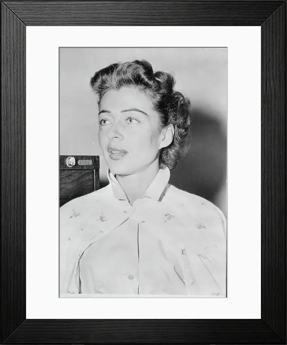 Framed Print : Actress Gail Russell in Courtroom Framed Print : Actress Gail Russell in Courtroom