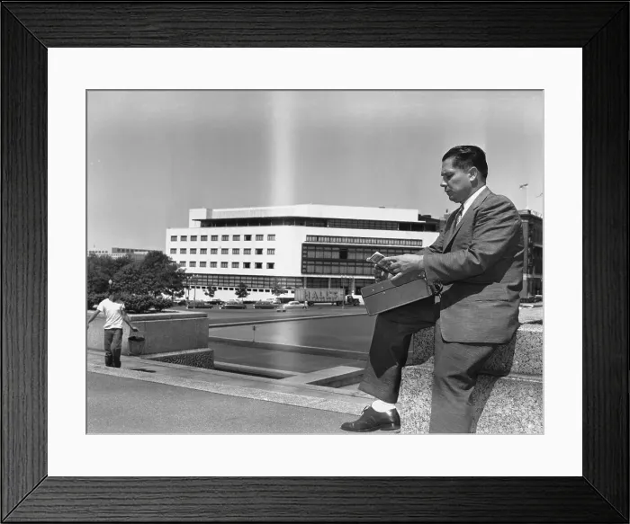 Framed Print : James Hoffa Reading Outside Senate Building Framed Print : James Hoffa Reading Outside Senate Building