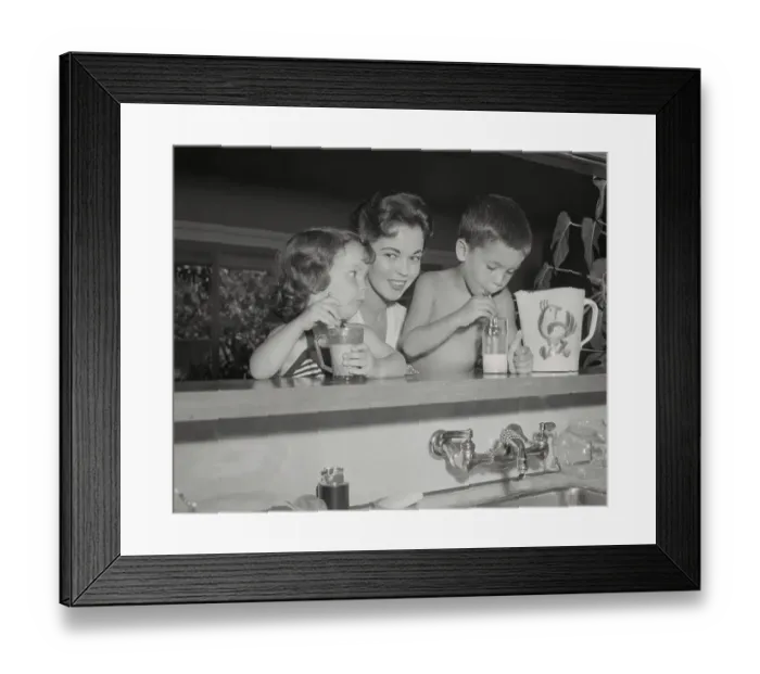 Framed Print : Shirley Temple with Two Children Framed Print : Shirley Temple with Two Children