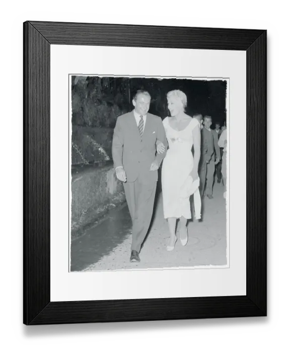 Framed Print : Kim Novak and Mario Baldini Framed Print : Kim Novak and Mario Baldini