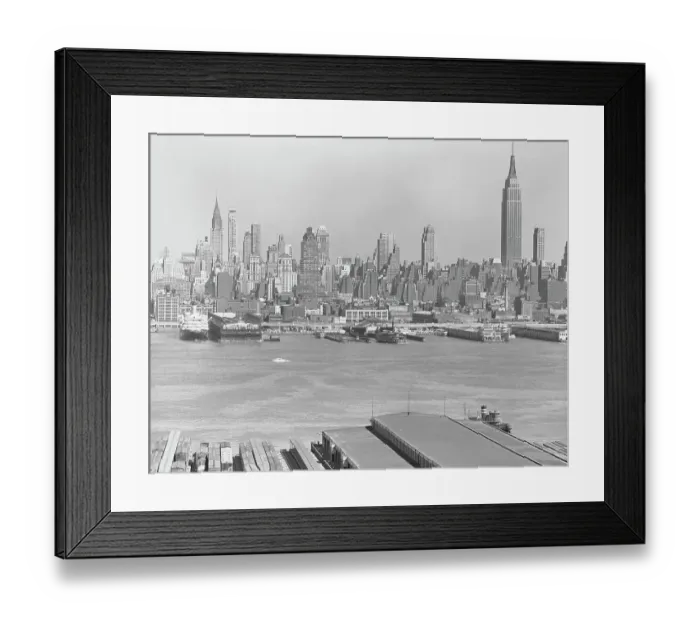 Framed Print : Manhattan Site from New Jersey Framed Print : Manhattan Site from New Jersey
