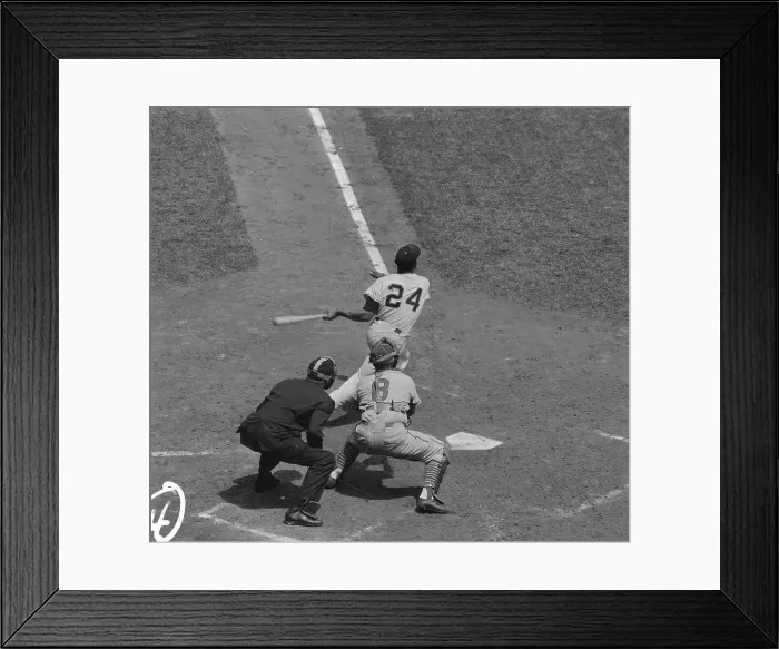 Framed Print : Willie Mays with Bat in Hand During Game Framed Print : Willie Mays with Bat in Hand During Game