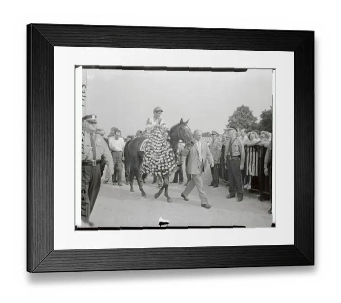 Framed Print : Willie Shoemaker on Gallant Man in Winner's Circle Framed Print : Willie Shoemaker on Gallant Man in Winner's Circle