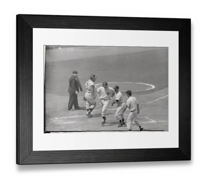 Framed Print : Mickey Mantle Talking woth Enos Slaughter