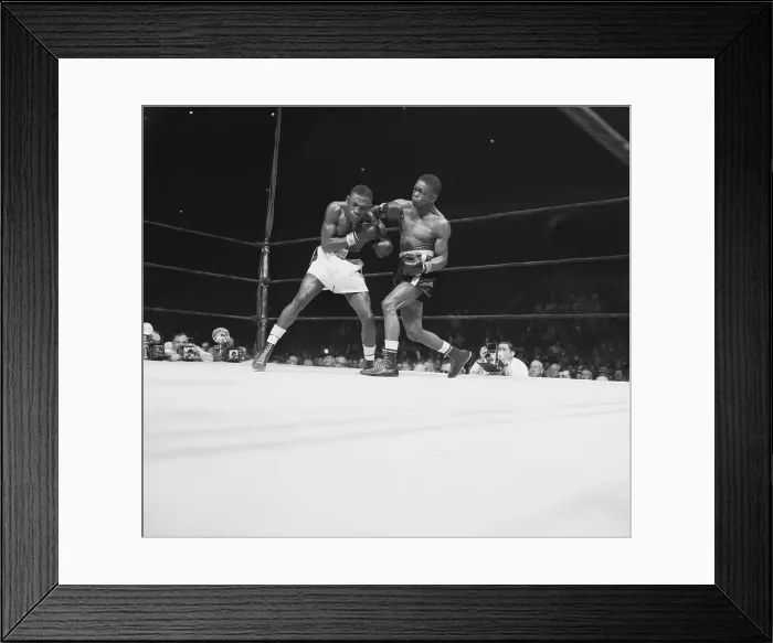 Framed Print : Ike Williams Boxing with James Carter Framed Print : Ike Williams Boxing with James Carter