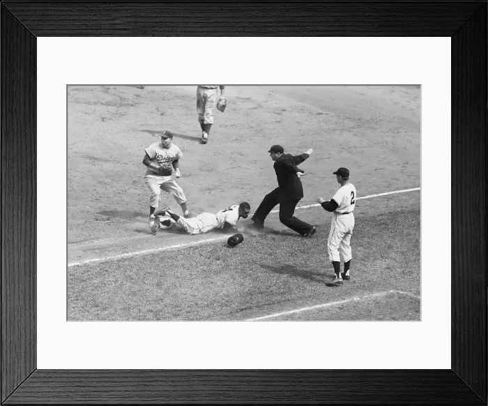 Framed Print : Flashing the Safe Sign Framed Print : Flashing the Safe Sign