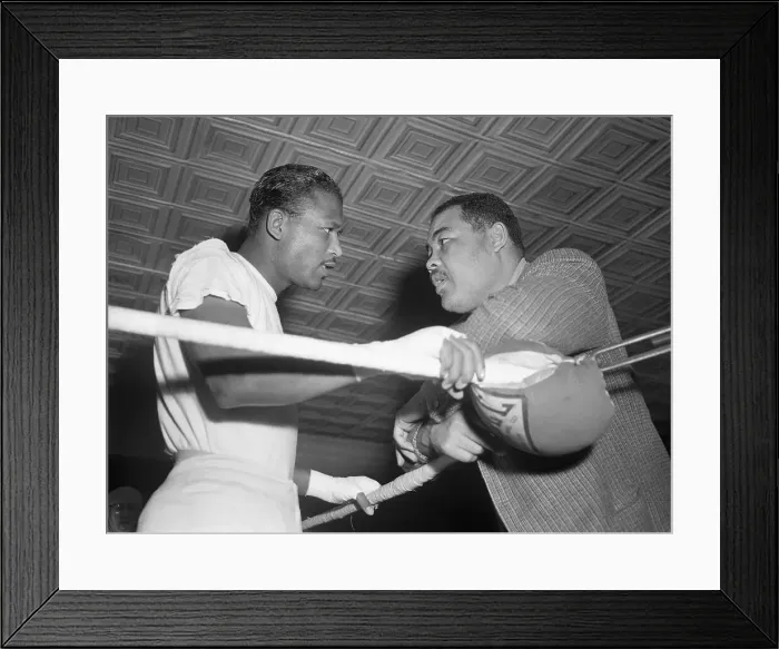 Framed Print : Joe Louis Coaching Sugar Ray Robinson Framed Print : Joe Louis Coaching Sugar Ray Robinson