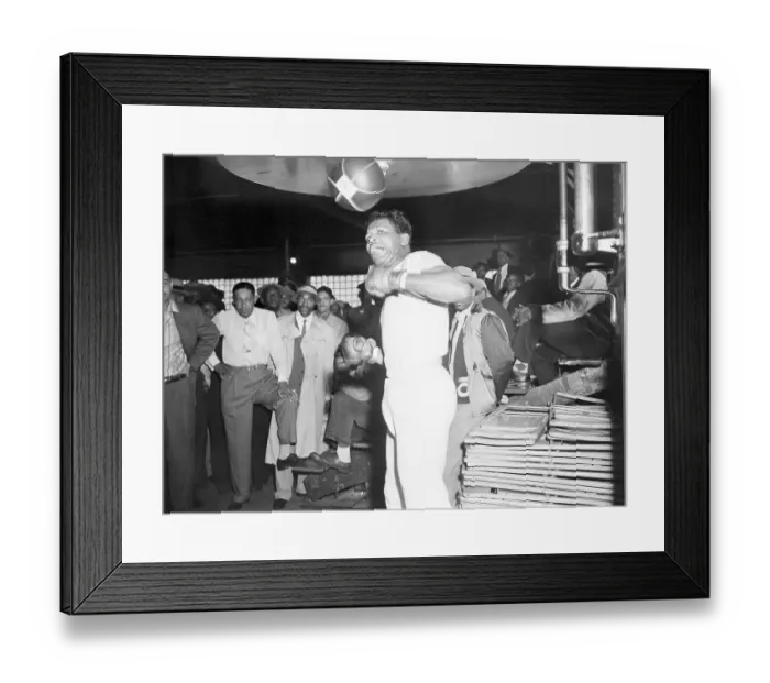 Framed Print : Sugar Ray Robinson Punching Bag During Workout Framed Print : Sugar Ray Robinson Punching Bag During Workout