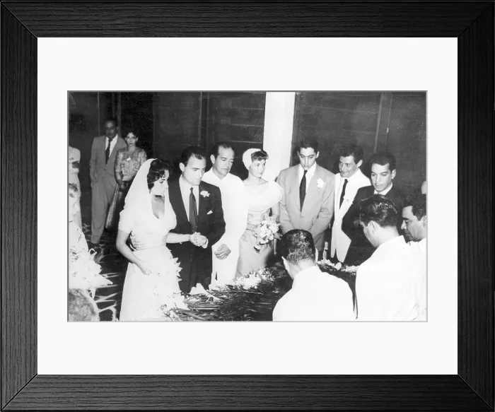 Framed Print : Elizabeth Taylor and Mike Todd Wedding Framed Print : Elizabeth Taylor and Mike Todd Wedding