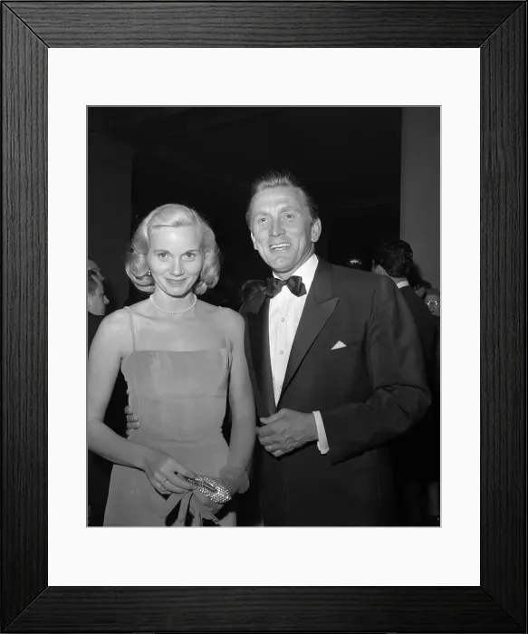 Framed Print : Golden Globe Awards