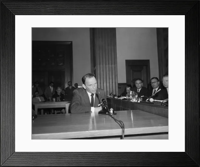 Framed Print : Frank Sinatra Testifies At Investigation Framed Print : Frank Sinatra Testifies At Investigation