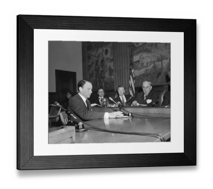 Framed Print : Frank Sinatra Testifies At Investigation Framed Print : Frank Sinatra Testifies At Investigation