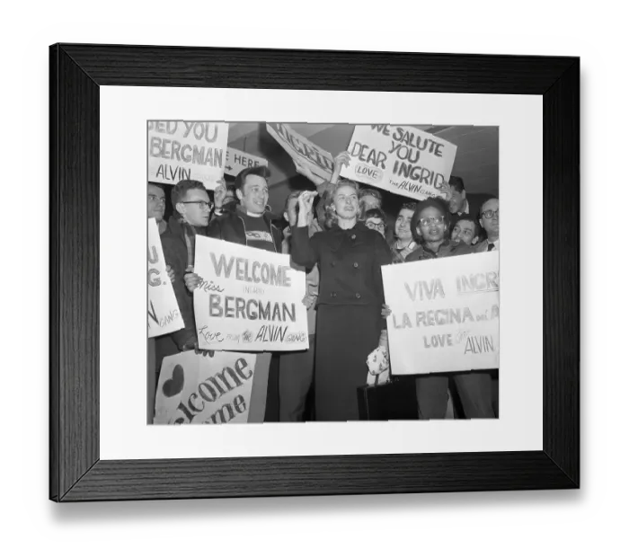 Framed Print : Crowd Holding Welcome Signs Framed Print : Crowd Holding Welcome Signs