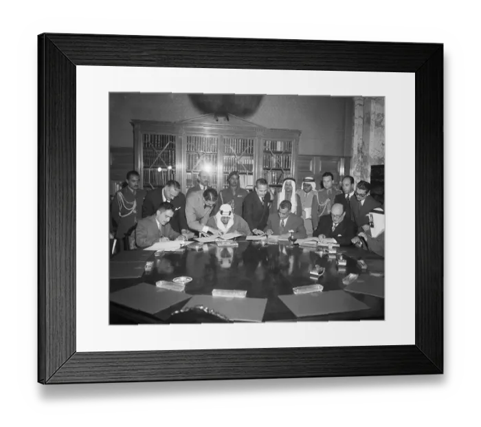 Framed Print : Arab Leaders Sign Jordan Aid Agreement