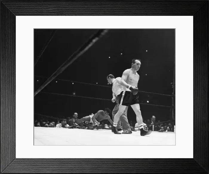 Framed Print : Sugar Ray Robinson and Gene Fullmer Framed Print : Sugar Ray Robinson and Gene Fullmer