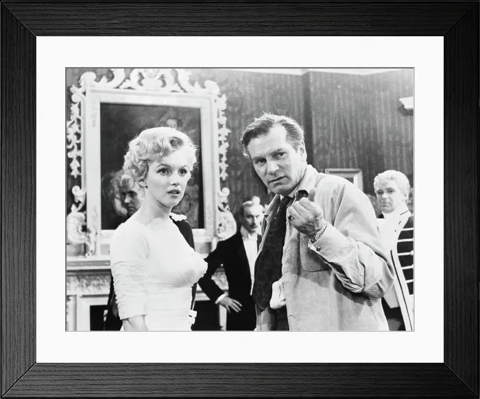 Framed Print : Laurence Olivier and Marilyn Monroe Framed Print : Laurence Olivier and Marilyn Monroe