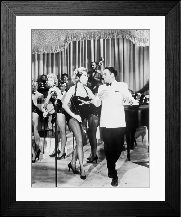 Framed Print : Frank Sinatra and Mitzi Gaynor in The Joker is Wild Framed Print : Frank Sinatra and Mitzi Gaynor in The Joker is Wild