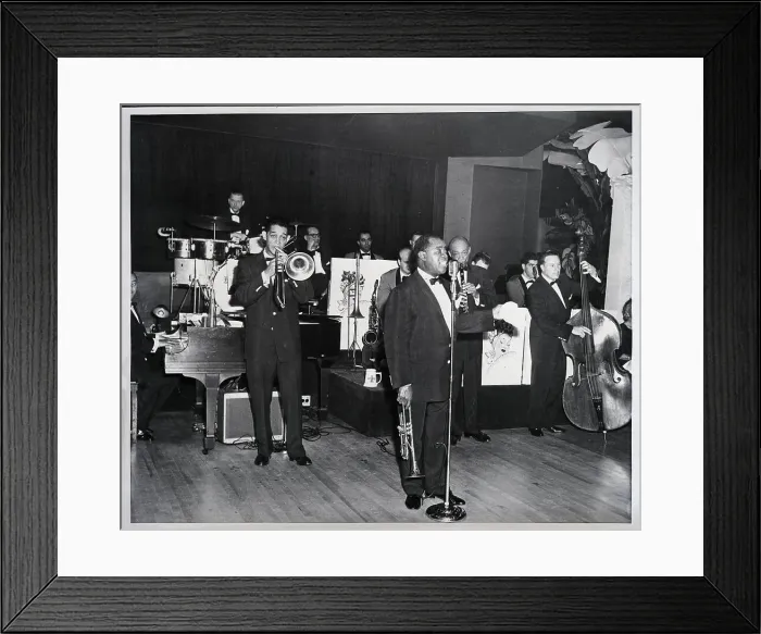 Framed Print : Louis Armstrong Singing On Stage W / Band Framed Print : Louis Armstrong Singing On Stage W / Band