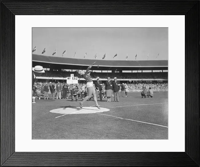 Framed Print : Olga Fikotova Throwing Discus Framed Print : Olga Fikotova Throwing Discus