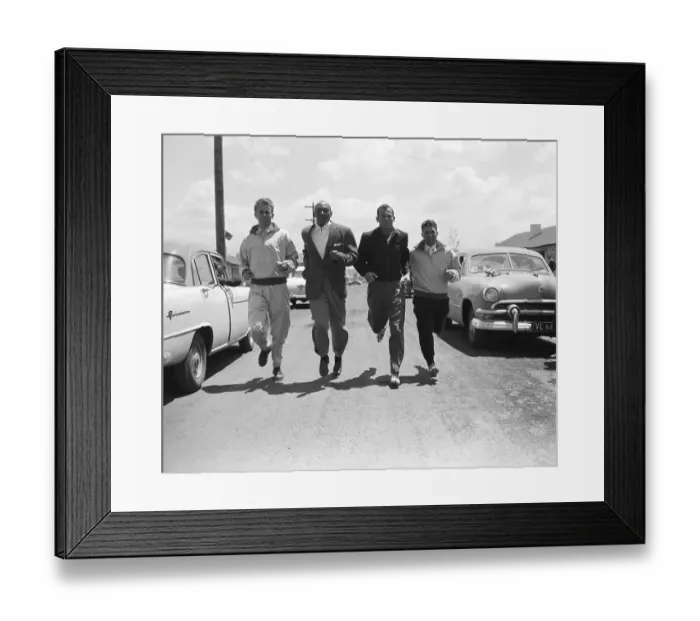 Framed Print : Jesse Owens With Runners At Melbourne Framed Print : Jesse Owens With Runners At Melbourne