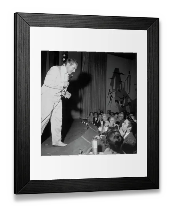 Framed Print : Liberace Singing to Elvis Presley in Audience Framed Print : Liberace Singing to Elvis Presley in Audience